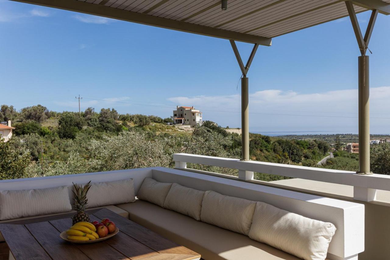 Rizes Villa With Jacuzzi & Heated Pool Agia Triada Luaran gambar