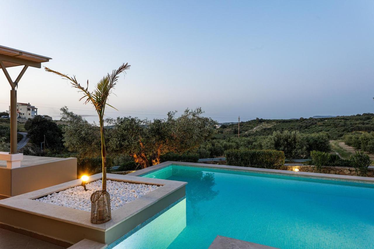 Rizes Villa With Jacuzzi & Heated Pool Agia Triada Luaran gambar