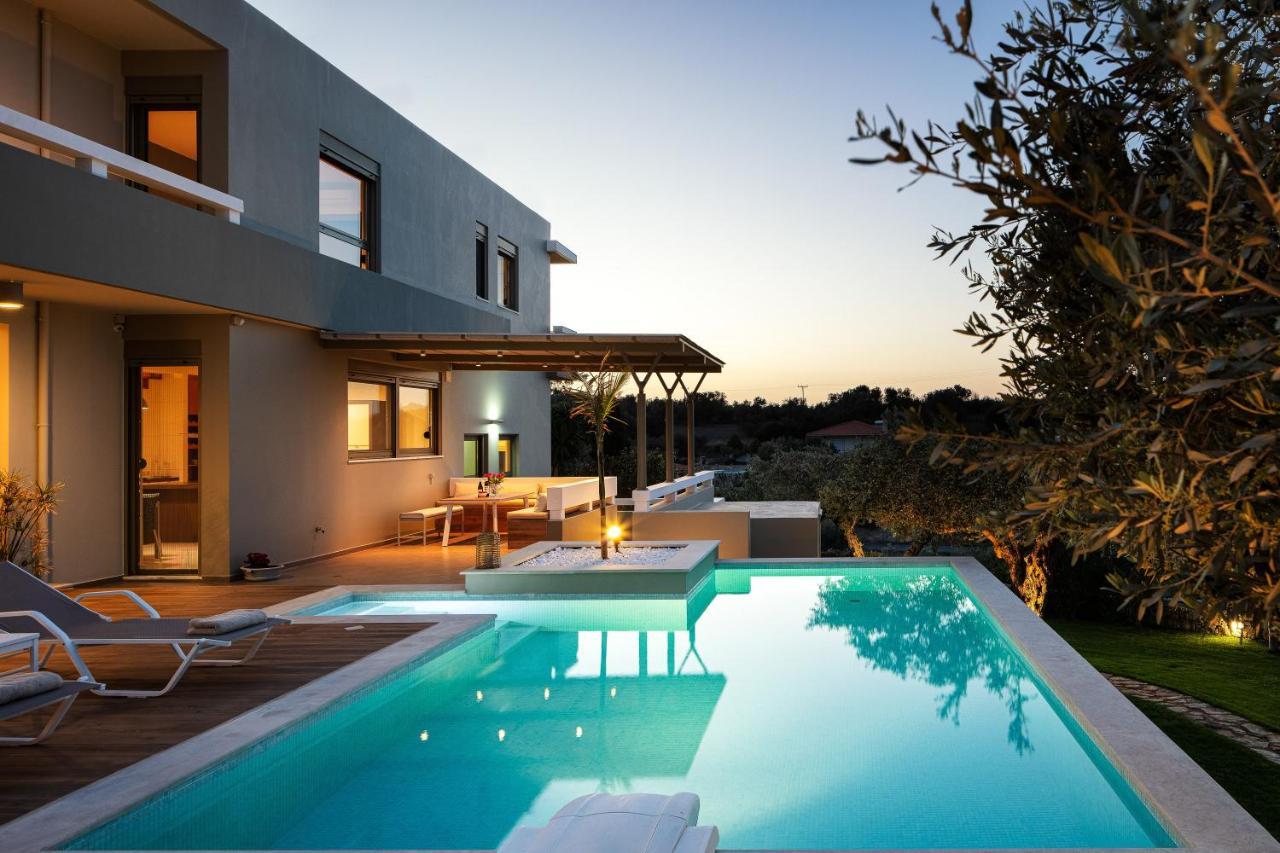 Rizes Villa With Jacuzzi & Heated Pool Agia Triada Luaran gambar