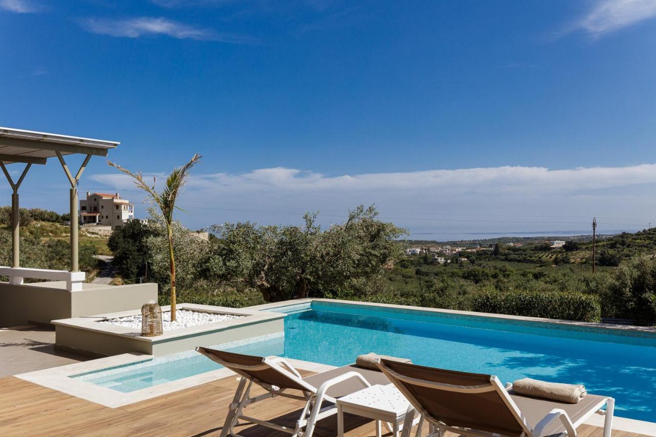 Rizes Villa With Jacuzzi & Heated Pool Agia Triada Luaran gambar