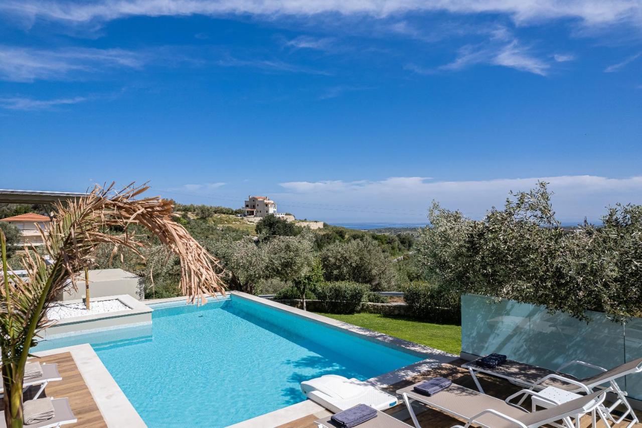 Rizes Villa With Jacuzzi & Heated Pool Agia Triada Luaran gambar